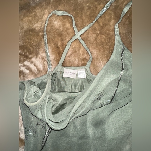 Anopia Collezioni – 100% Silk Embroidered Evening Gown - Picture 8 of 9